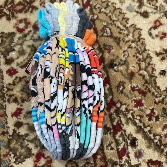 6 Paw patrol socks - Picture 4 of 6